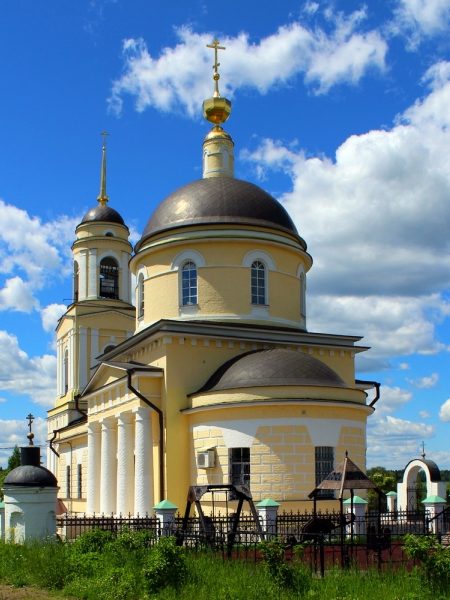 Село Радонеж Преображенская церковь